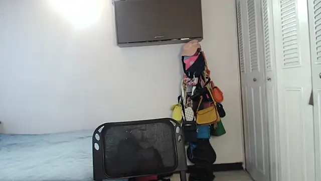 CamilaLix online show from March 6, 2025, 10:36 pm