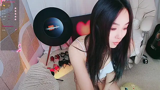 Snapshot of xiaotiantian-76 chatting on November 11, 2025, 2:50 pm xiaotiantian-76 online show from November 11, 2025, 2:50 pm