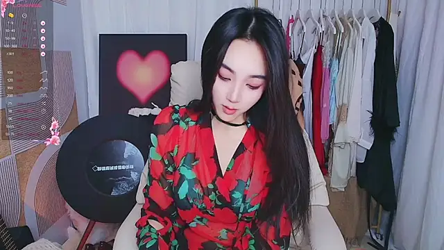 Snapshot of xiaotiantian-76 chatting on November 17, 2025, 2:28 am xiaotiantian-76 online show from November 17, 2025, 2:28 am