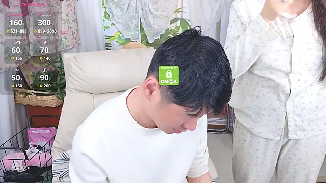 Snapshot of xiaotiantian-76 chatting on May 5, 2026, 12:57 pm xiaotiantian-76 online show from May 5, 2026, 12:57 pm