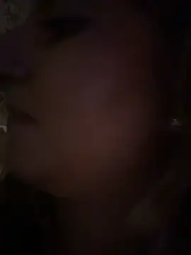 mamifresita online show from April 7, 2026, 10:05 am