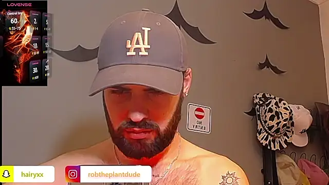 Snapshot of HairyRobxxx chatting on February 5, 2026, 6:12 pm HairyRobxxx online show from February 5, 2026, 6:12 pm