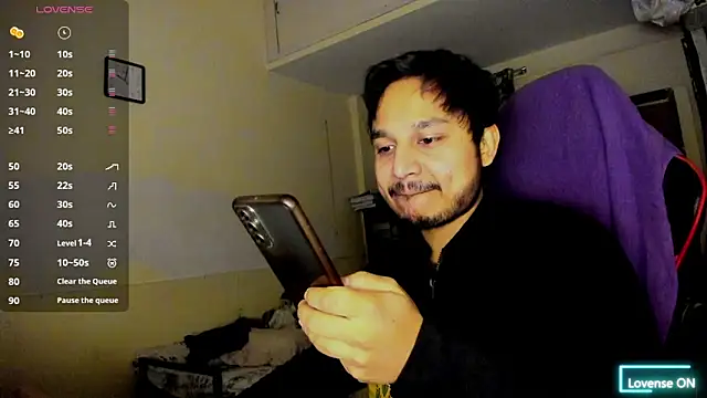 Snapshot of fuckkboy101 chatting on January 27, 2025, 4:22 pm fuckkboy101 online show from January 27, 2025, 4:22 pm