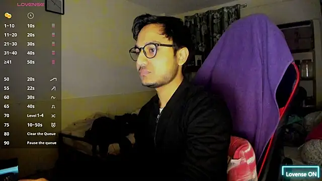 Snapshot of fuckkboy101 chatting on February 9, 2025, 4:40 pm fuckkboy101 online show from February 9, 2025, 4:40 pm