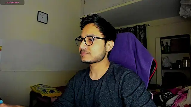 Snapshot of fuckkboy101 chatting on February 15, 2025, 2:11 pm fuckkboy101 online show from February 15, 2025, 2:11 pm