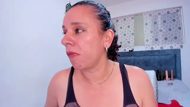 Snapshot of sofi_saliva2511 chatting on July 1, 2026, 6:18 pm sofi saliva2511 online show from July 1, 2026, 6:18 pm