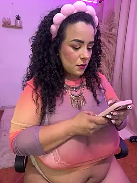 ariadna cooper online show from November 2, 2025, 4:48 am