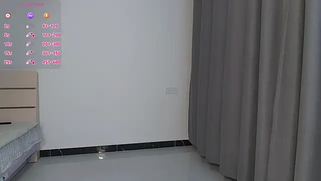 Lucky-xiuxiu online show from January 14, 2026, 7:41 pm