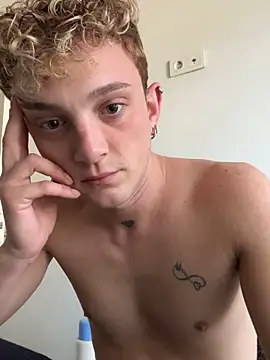 verici34 online show from November 4, 2025, 7:07 am