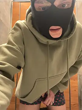 Snapshot of verici34 chatting on February 4, 2026, 9:15 am verici34 online show from February 4, 2026, 9:15 am