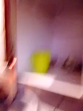 Snapshot of KMbesxxx chatting on October 14, 2025, 9:04 pm KMbesxxx online show from October 14, 2025, 9:04 pm