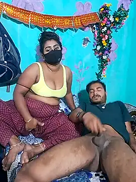 Snapshot of SEXY-CHAHAT chatting on February 10, 2025, 2:37 pm SEXY-CHAHAT online show from February 10, 2025, 2:37 pm