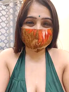 Snapshot of shreya1765 chatting on February 7, 2026, 5:16 pm shreya1765 online show from February 7, 2026, 5:16 pm