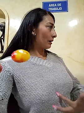 BELLA--26 online show from February 10, 2025, 10:40 pm