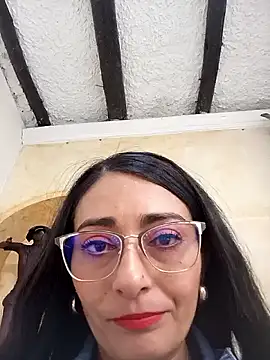 BELLA--26 online show from February 26, 2025, 6:00 pm