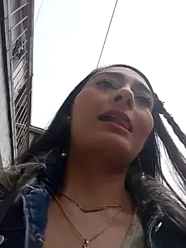 BELLA--26 online show from March 4, 2025, 8:27 pm