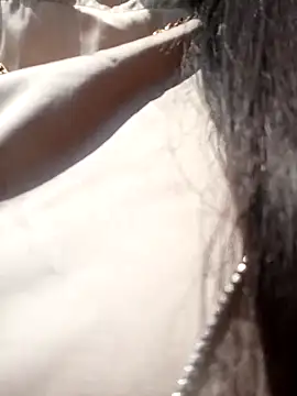 BELLA--26 online show from March 12, 2025, 7:17 pm