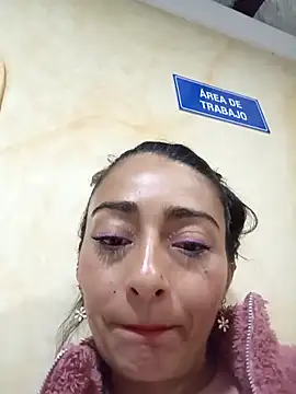 BELLA--26 online show from March 18, 2025, 2:48 pm