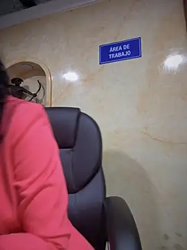 BELLA--26 online show from September 9, 2025, 1:32 pm