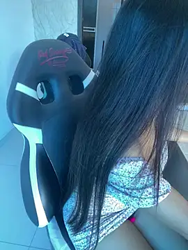 Snapshot of lia_ros chatting on January 11, 2025, 8:43 pm lia ros online show from January 11, 2025, 8:43 pm