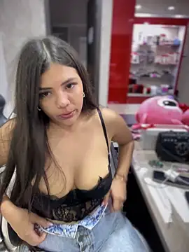 Snapshot of lia_ros chatting on February 15, 2025, 9:16 am lia ros online show from February 15, 2025, 9:16 am