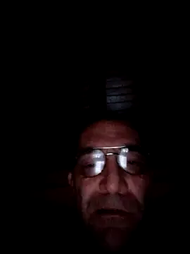 javierpasteur69 online show from November 18, 2025, 8:02 pm