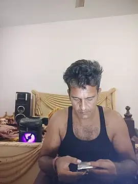 MAGNETICDADDY8 online show from October 15, 2025, 9:26 pm