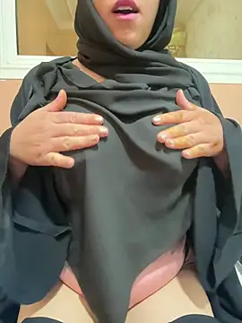 Snapshot of Sindrila_ chatting on January 3, 2025, 1:25 pm Sindrila online show from January 3, 2025, 1:25 pm