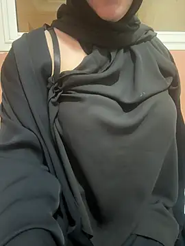 Snapshot of Sindrila_ chatting on January 16, 2025, 11:26 am Sindrila online show from January 16, 2025, 11:26 am