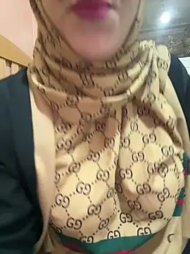 Snapshot of Sindrila_ chatting on January 31, 2025, 11:13 am Sindrila online show from January 31, 2025, 11:13 am