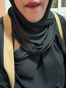 Snapshot of Sindrila_ chatting on February 9, 2025, 12:08 pm Sindrila online show from February 9, 2025, 12:08 pm