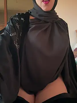 Snapshot of Sindrila_ chatting on February 26, 2025, 12:47 pm Sindrila online show from February 26, 2025, 12:47 pm