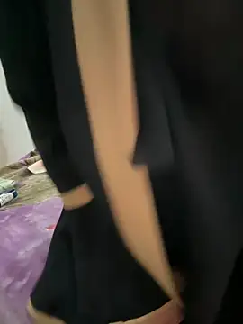 Snapshot of Sindrila_ chatting on March 14, 2025, 8:49 pm Sindrila online show from March 14, 2025, 8:49 pm