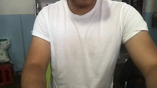 Snapshot of RODRI_POLLADURA chatting on December 19, 2025, 3:30 pm RODRI POLLADURA online show from December 19, 2025, 3:30 pm