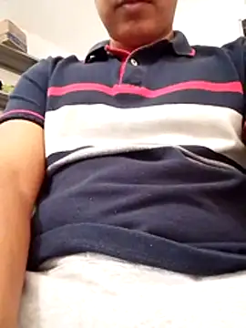 Snapshot of RODRI_POLLADURA chatting on December 21, 2025, 10:17 pm RODRI POLLADURA online show from December 21, 2025, 10:17 pm