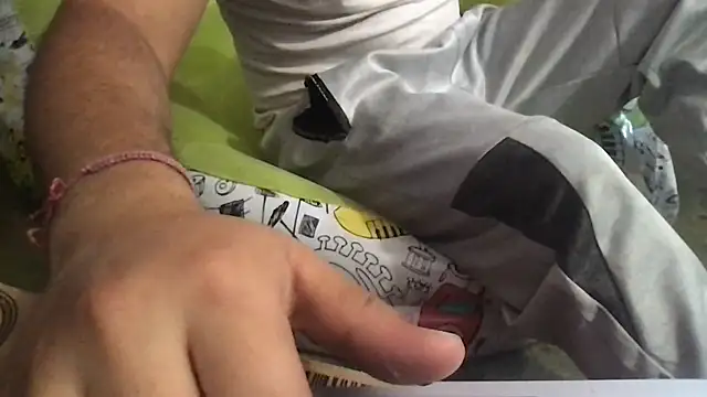 Snapshot of RODRI_POLLADURA chatting on March 11, 2026, 5:19 pm RODRI POLLADURA online show from March 11, 2026, 5:19 pm