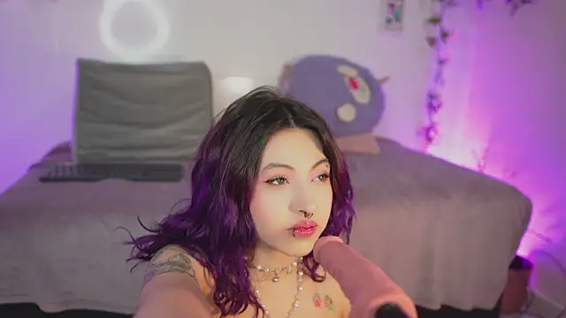 Snapshot of bri_cullen chatting on November 12, 2025, 3:01 pm bri cullen online show from November 12, 2025, 3:01 pm