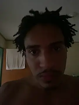 Snapshot of DobyingSulfur chatting on April 29, 2026, 8:26 pm DobyingSulfur online show from April 29, 2026, 8:26 pm