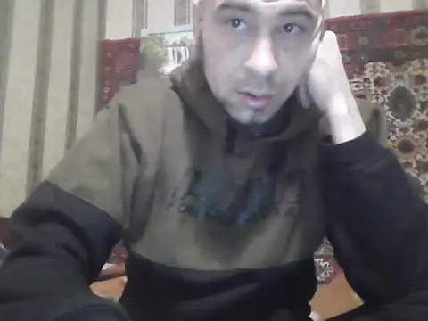 AlferezzSolvajo online show from October 15, 2025, 6:46 am