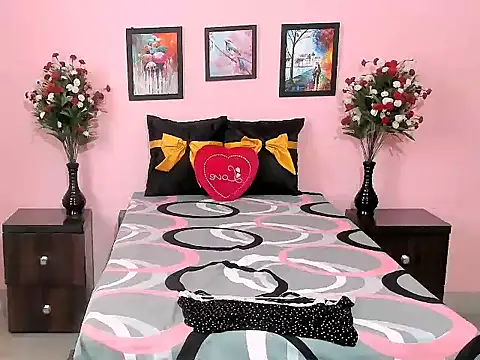 Melis Sandra online show from July 7, 2026, 7:23 am