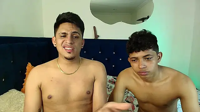 Snapshot of twinkmilk_ chatting on January 6, 2025, 2:47 pm twinkmilk online show from January 6, 2025, 2:47 pm