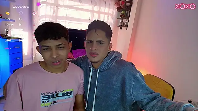 Snapshot of twinkmilk_ chatting on January 21, 2025, 7:39 pm twinkmilk online show from January 21, 2025, 7:39 pm