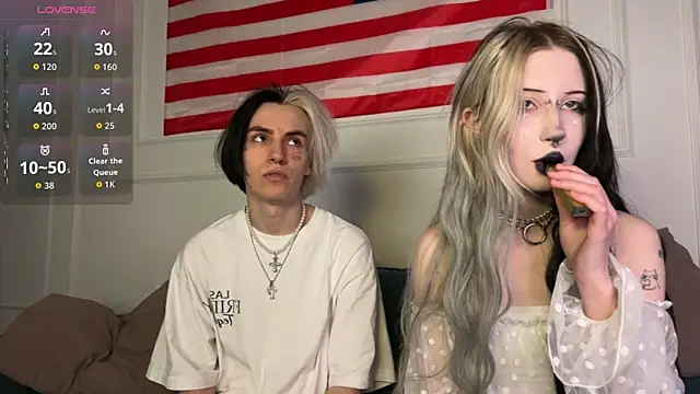 Snapshot of VeryRare_TwinS chatting on March 4, 2026, 12:16 am VeryRare TwinS online show from March 4, 2026, 12:16 am