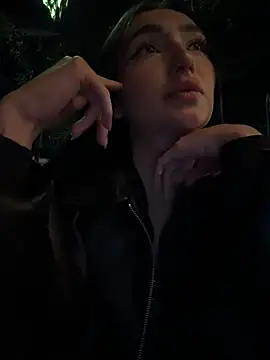 Maddy Jones online show from July 17, 2026, 1:56 am
