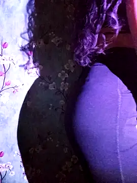 Angelnirvanaa online show from October 16, 2025, 2:18 pm