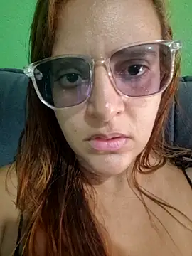 AliceRuivinha2 online show from November 27, 2025, 12:07 pm