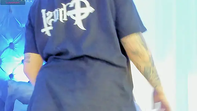 jinxv nuss online show from December 18, 2025, 11:38 am