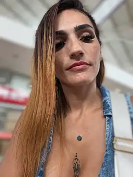 Snapshot of Samantha_bigboobs chatting on March 4, 2026, 8:15 pm Samantha bigboobs online show from March 4, 2026, 8:15 pm