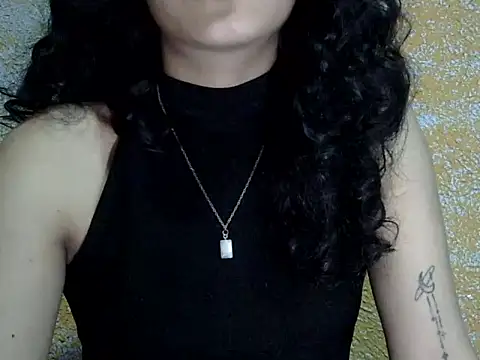 Snapshot of Horny_honey69 chatting on September 21, 2025, 5:36 pm Horny honey69 online show from September 21, 2025, 5:36 pm