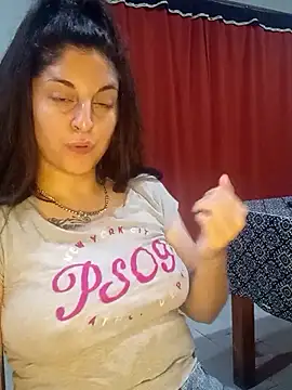 Snapshot of Camilita0 chatting on October 12, 2025, 9:08 am Camilita0 online show from October 12, 2025, 9:08 am